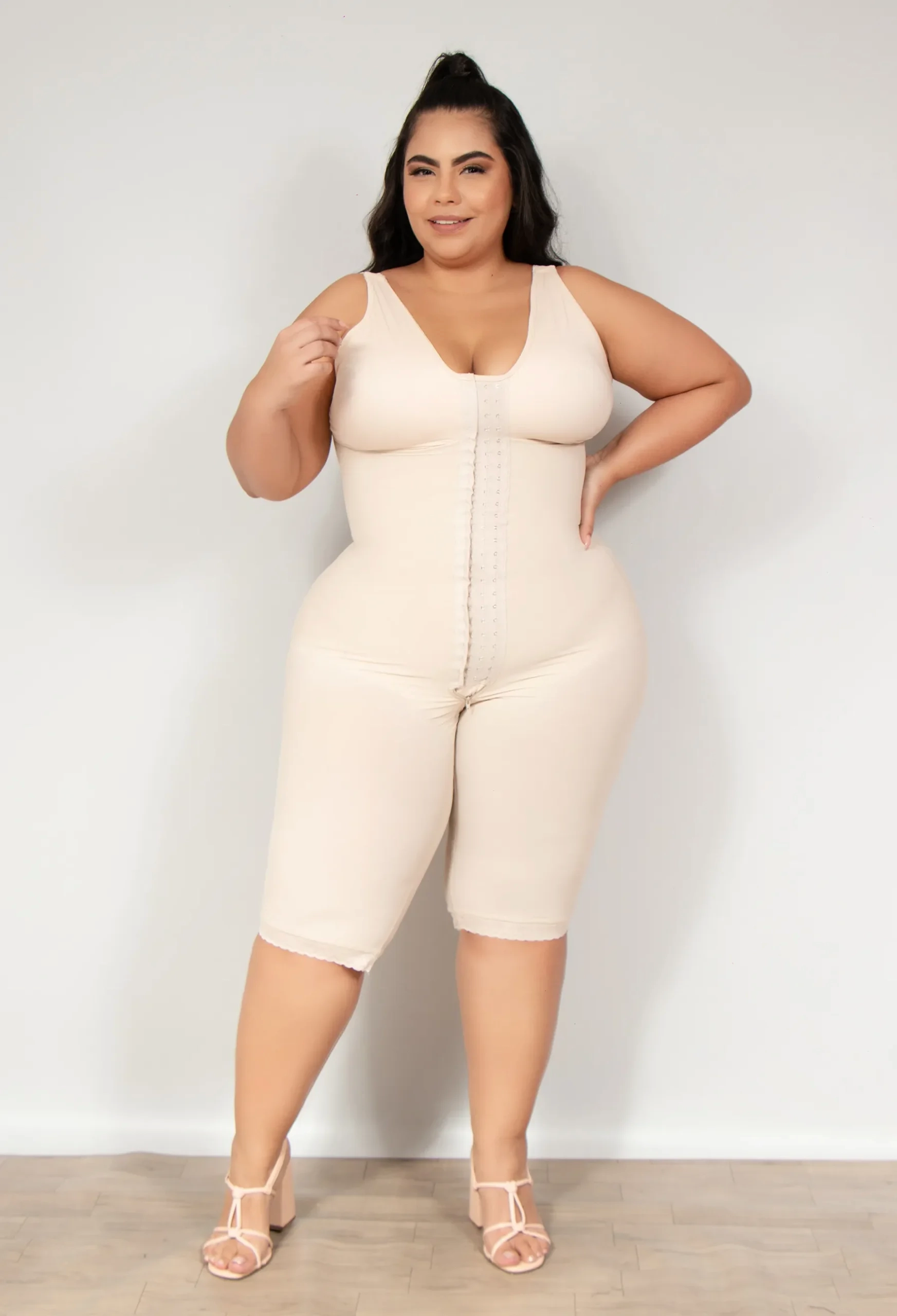  Faja Pierna Larga Con Brasier Ref. 9128